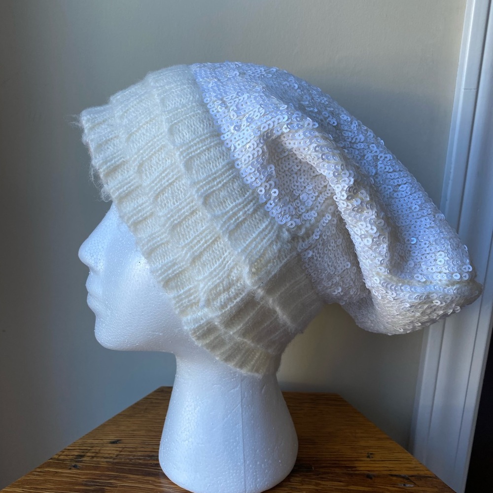 WildFox White Label Beanie stylishSequins wool white Ivory Rare Find retail $125